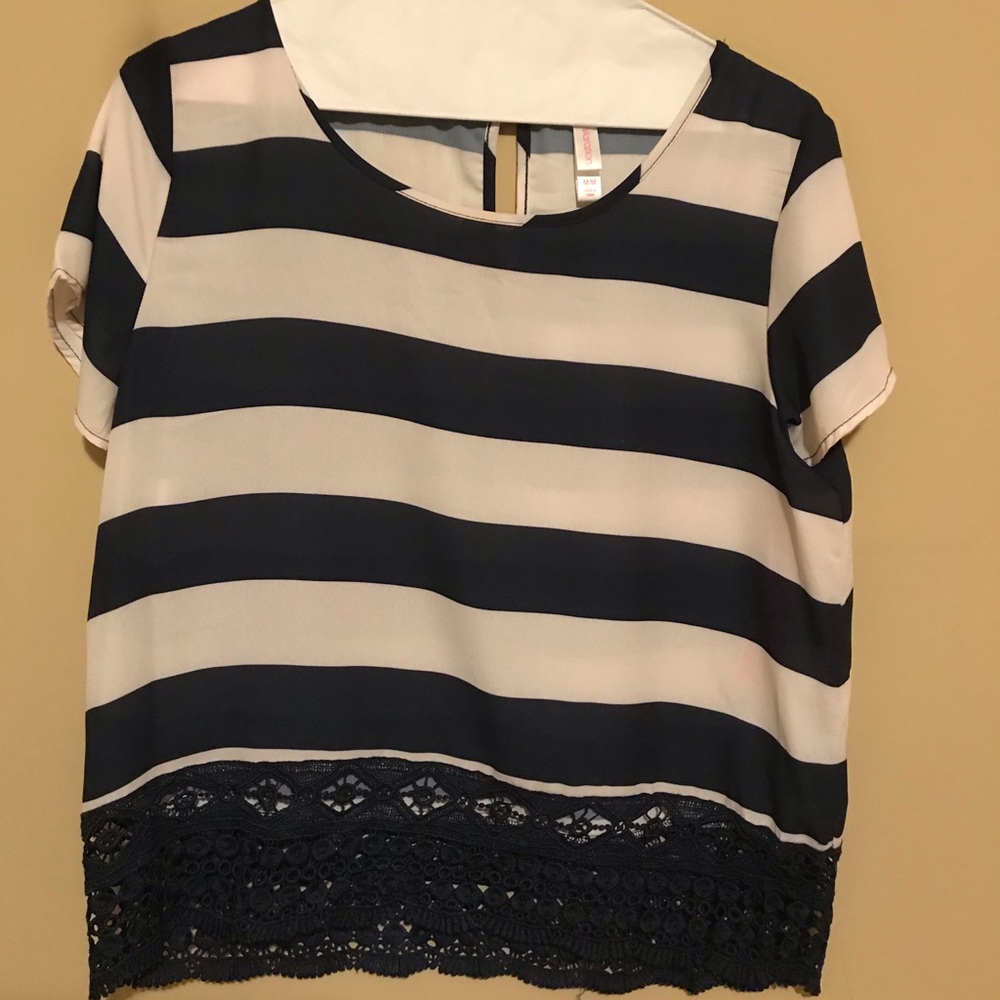 NWOT-Stripped with Lace bottom Blouse